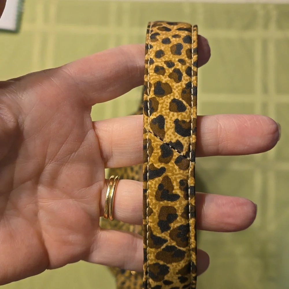 Liz Claiborne EUC Mini shoulder bag, animal print - Picture 4 of 9